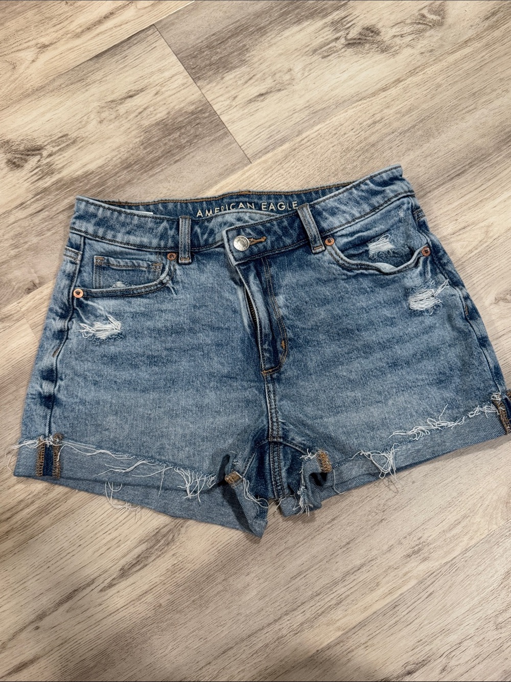 American Eagle Outfitters Distressed Medium Blue Denim Cutoff Shorts size 2